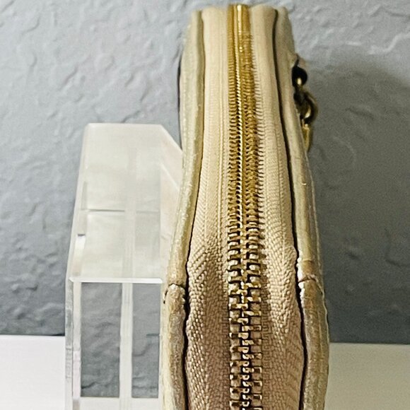 COACH Signature Zip Around Wallet Khaki Canvas Gold Bow Charm - Picture 6 of 9